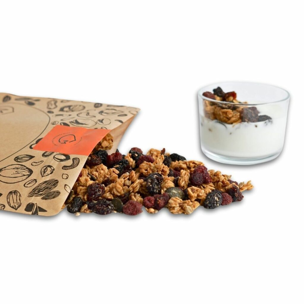 BERRIES GRANOLA makadamia