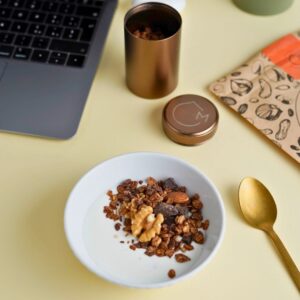 DARK CHOCO GRANOLA makadamia